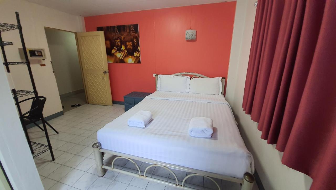 D.D. Inn Beach Guesthouse Pattaya Exteriér fotografie